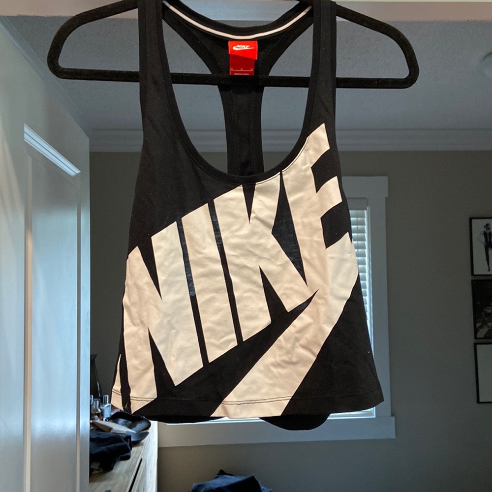 Nike crop tank